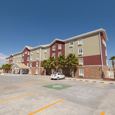 Extended Suites Saltillo Galerias Bagian luar foto