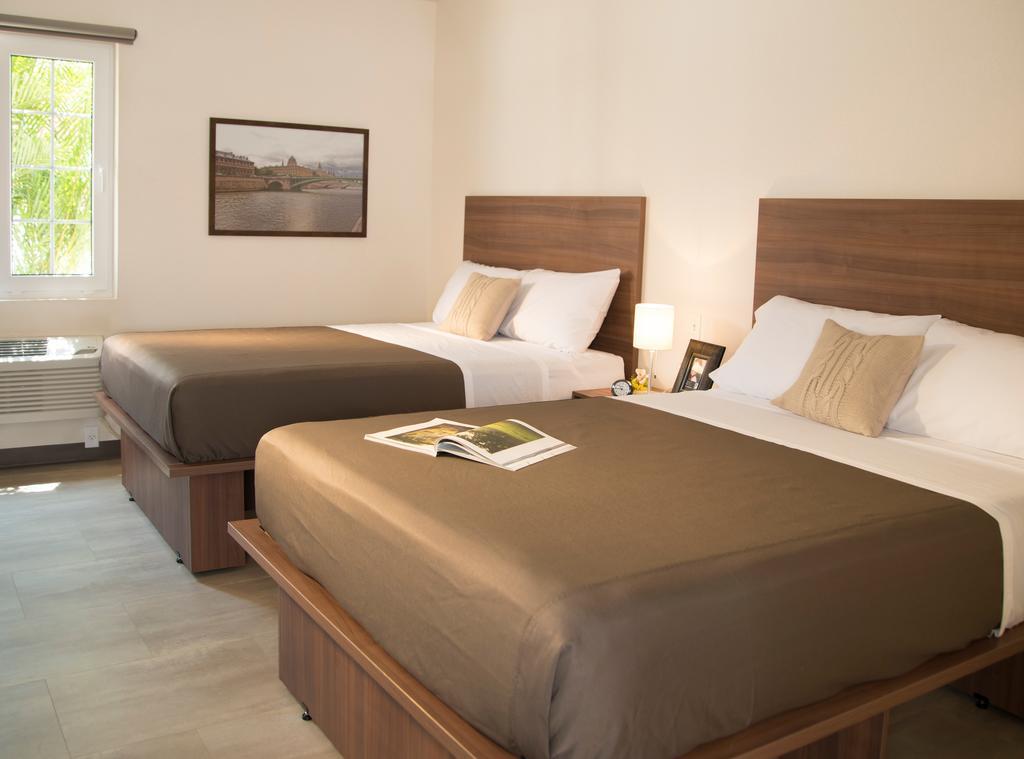 Extended Suites Saltillo Galerias Bagian luar foto