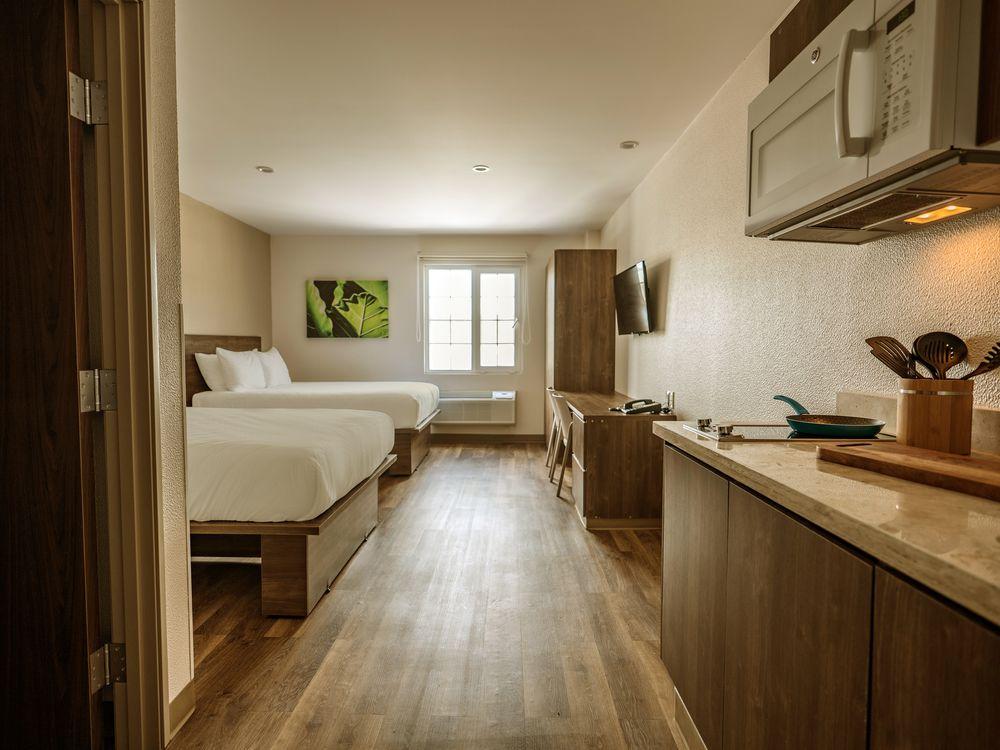 Extended Suites Saltillo Galerias Bagian luar foto